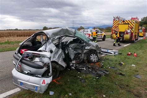 accident de voiture image